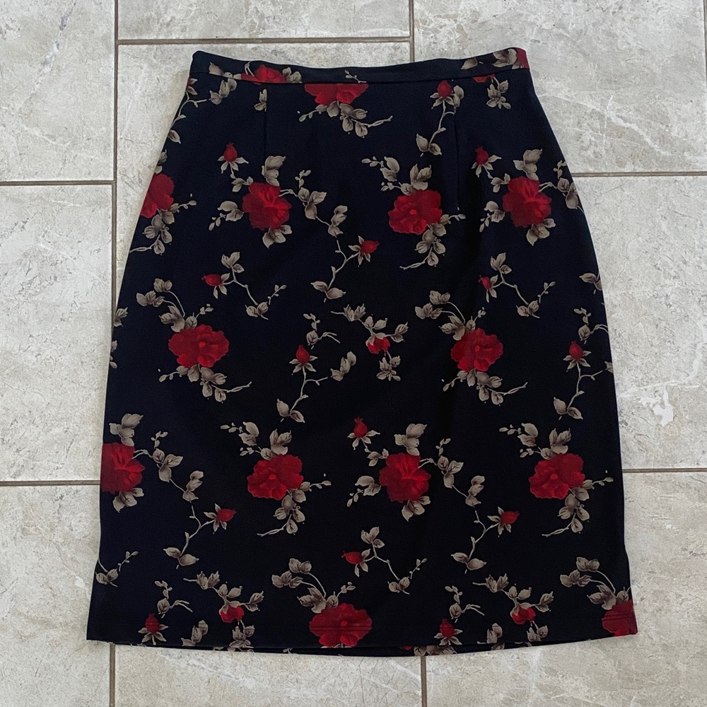 Notations Clothing Co USA Vintage Black Red Midi Skirt